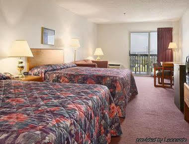 Hotel Super 8 By Wyndham St. Ignace Exterior foto